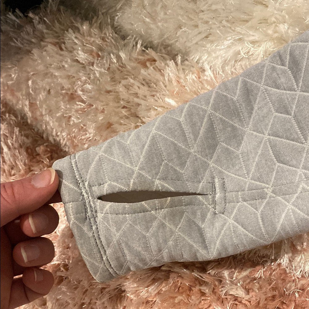 Gray Patterned Pullover - image 3